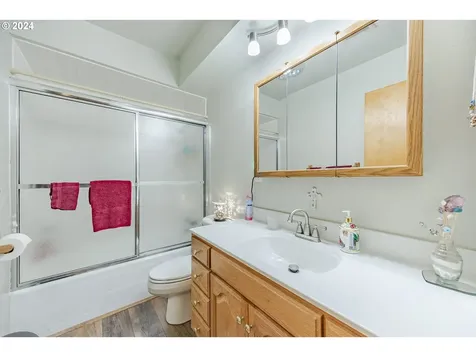 48340 Hills Street Oakridge OR 97463