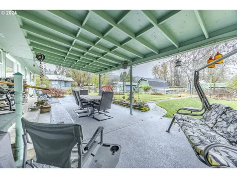 48340 Hills Street Oakridge OR 97463