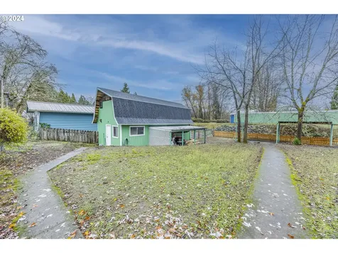 48340 Hills Street Oakridge OR 97463