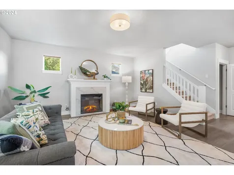 17590 SW Sunview Lane Beaverton OR 97007