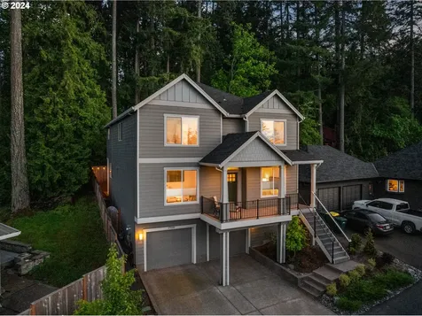 17590 SW Sunview Lane Beaverton OR 97007