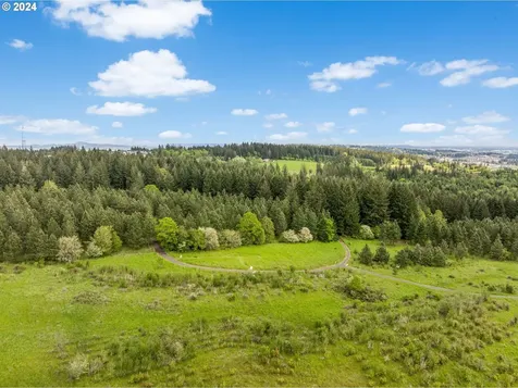 17590 SW Sunview Lane Beaverton OR 97007