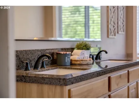 12507 Ne 36th Avenue Vancouver WA 98686