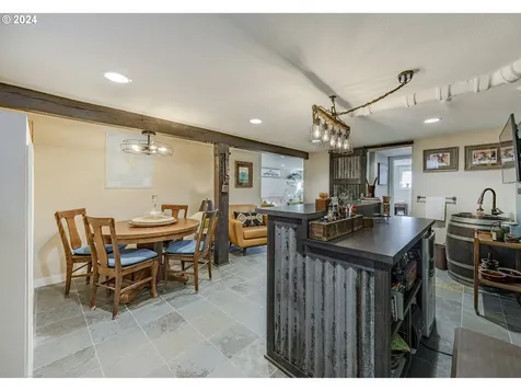 2696 Portland Street Eugene OR 97405