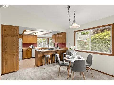 16748 Ne San Rafael Drive Portland OR 97230