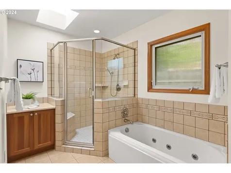 16748 Ne San Rafael Drive Portland OR 97230