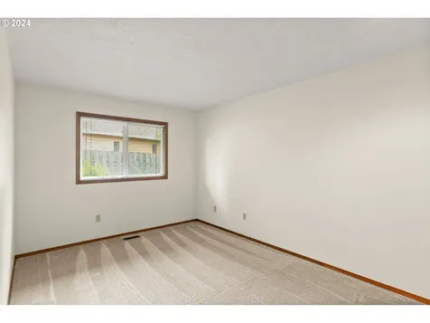 16748 Ne San Rafael Drive Portland OR 97230