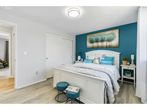 5734 Se Harold Street Portland OR 97206