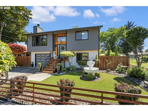 5734 Se Harold Street Portland OR 97206