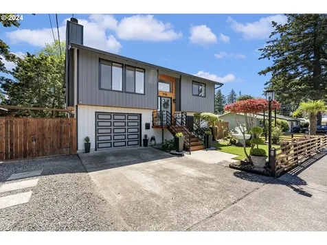 5734 Se Harold Street Portland OR 97206