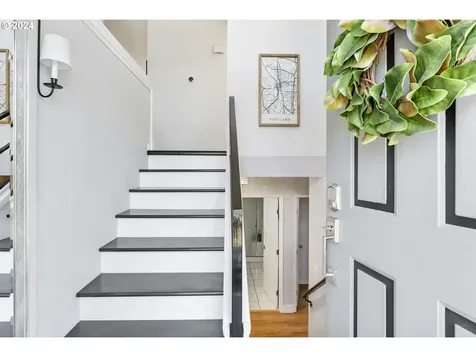 5734 Se Harold Street Portland OR 97206