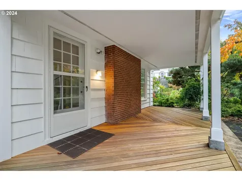 2885 NW Shenandoah Terrace Portland OR 97210