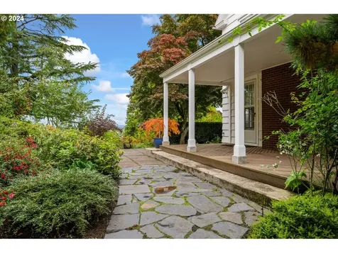 2885 NW Shenandoah Terrace Portland OR 97210
