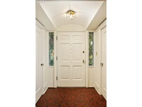 2885 NW Shenandoah Terrace Portland OR 97210