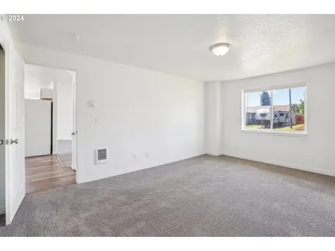 341 Sw Jefferson Street Sheridan OR 97378