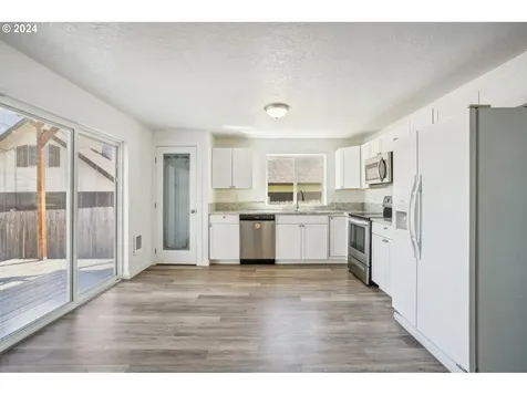 341 Sw Jefferson Street Sheridan OR 97378
