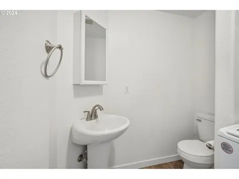341 Sw Jefferson Street Sheridan OR 97378