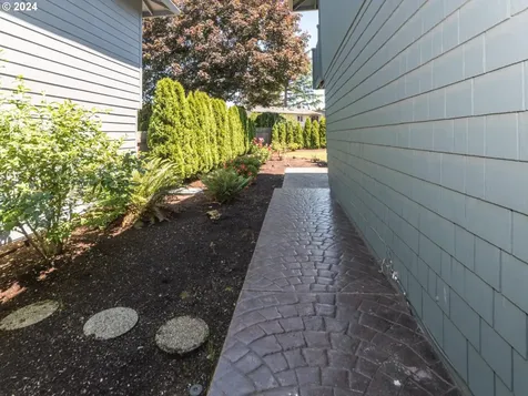 1506 Se Wendy Avenue Gresham OR 97080
