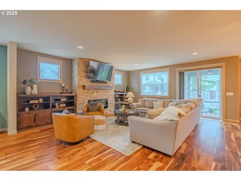 5213 I Street Washougal WA 98671
