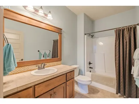 5213 I Street Washougal WA 98671