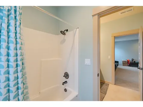 5213 I Street Washougal WA 98671