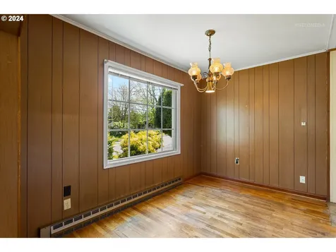 102 Sw 7th Street Troutdale OR 97060