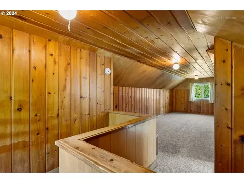 102 Sw 7th Street Troutdale OR 97060