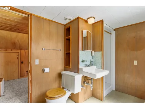 102 Sw 7th Street Troutdale OR 97060