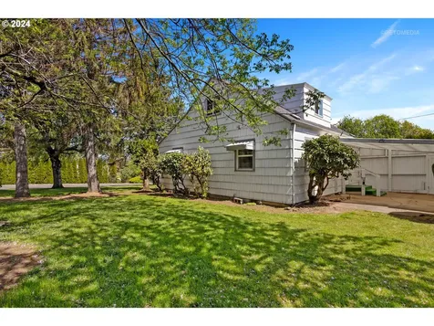 102 Sw 7th Street Troutdale OR 97060