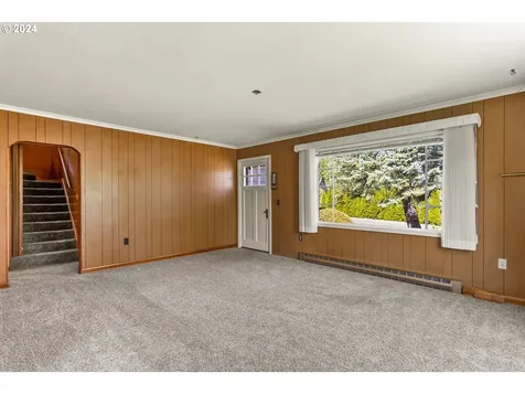 102 Sw 7th Street Troutdale OR 97060