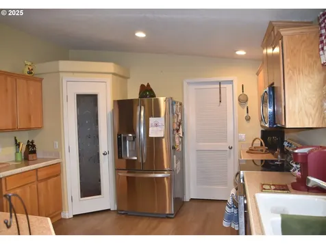 116 Silver Maple Street Roseburg OR 97471