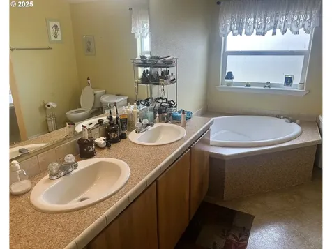 116 Silver Maple Street Roseburg OR 97471