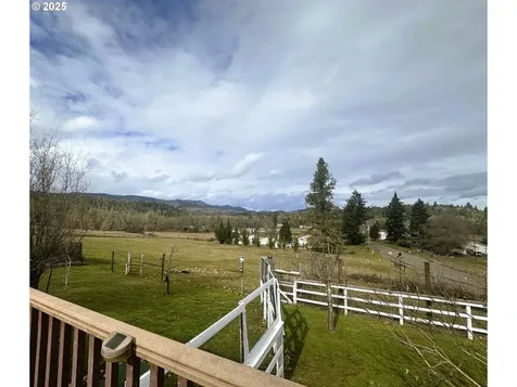 116 Silver Maple Street Roseburg OR 97471