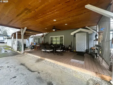116 Silver Maple Street Roseburg OR 97471