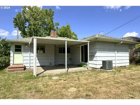 4340 Se Gladstone Street Portland OR 97206