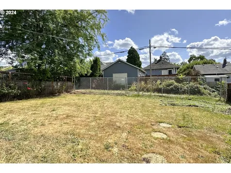 4340 Se Gladstone Street Portland OR 97206