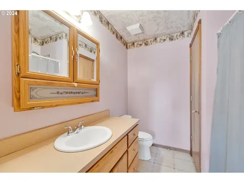 1114 Fir Avenue Tillamook OR 97141