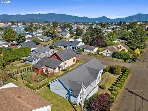 1114 Fir Avenue Tillamook OR 97141