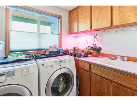33904 Se Fay Way Scappoose OR 97056