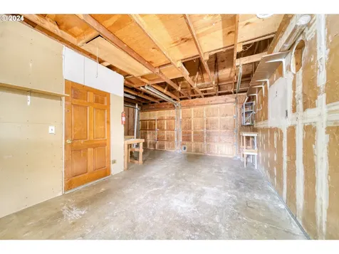 1738 SE 159th Avenue Portland OR 97233