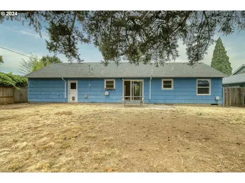 1738 SE 159th Avenue Portland OR 97233