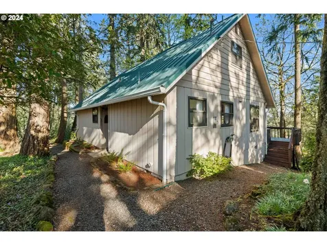 5232 Madrona Heights Drive Ne Silverton OR 97381