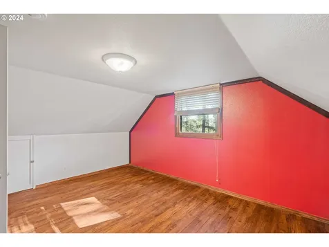 5232 Madrona Heights Drive Ne Silverton OR 97381