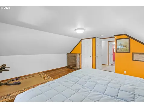 5232 Madrona Heights Drive Ne Silverton OR 97381