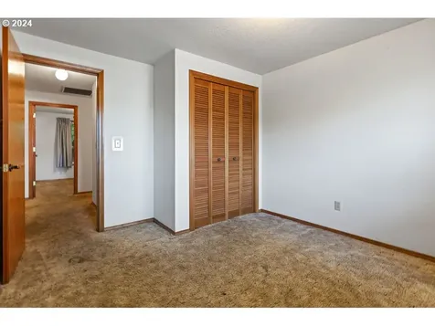 13305 Ne 4th Court Vancouver WA 98685
