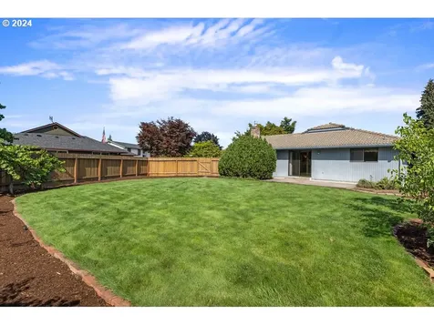 13305 Ne 4th Court Vancouver WA 98685
