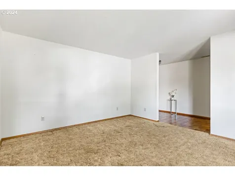 13305 Ne 4th Court Vancouver WA 98685