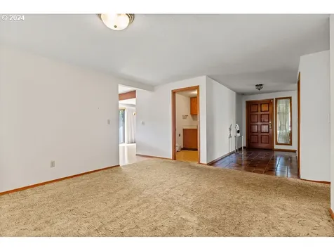 13305 Ne 4th Court Vancouver WA 98685