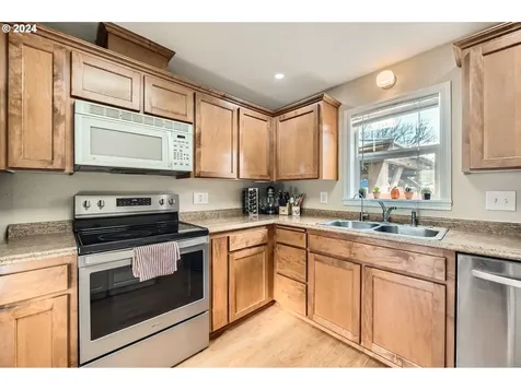 234 NW 12th Street Mcminnville OR 97128
