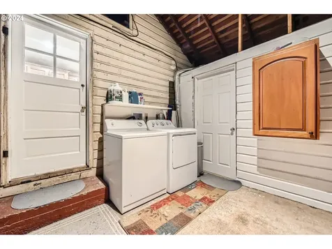 234 NW 12th Street Mcminnville OR 97128